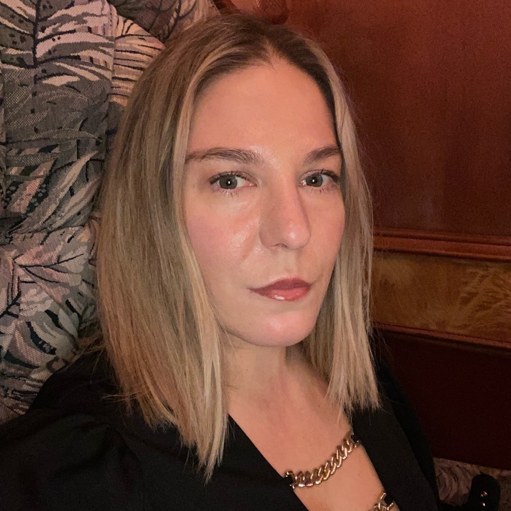 Meet your Posher, Jennifer